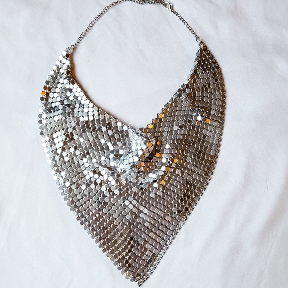 Silver Chainmail Handkerchief Necklace - Picture 3 of 4